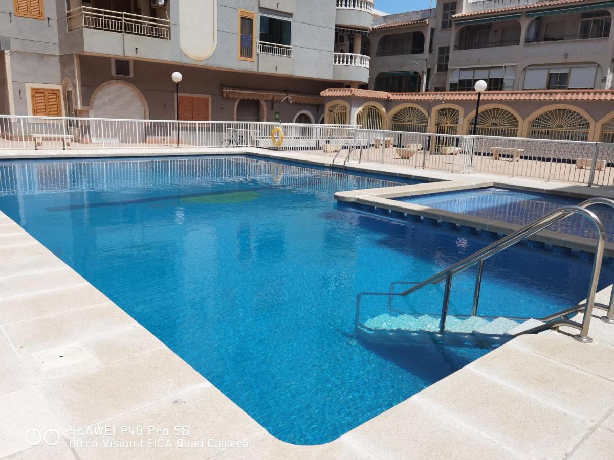 Holiday Apartment Torrevieja Exterior foto